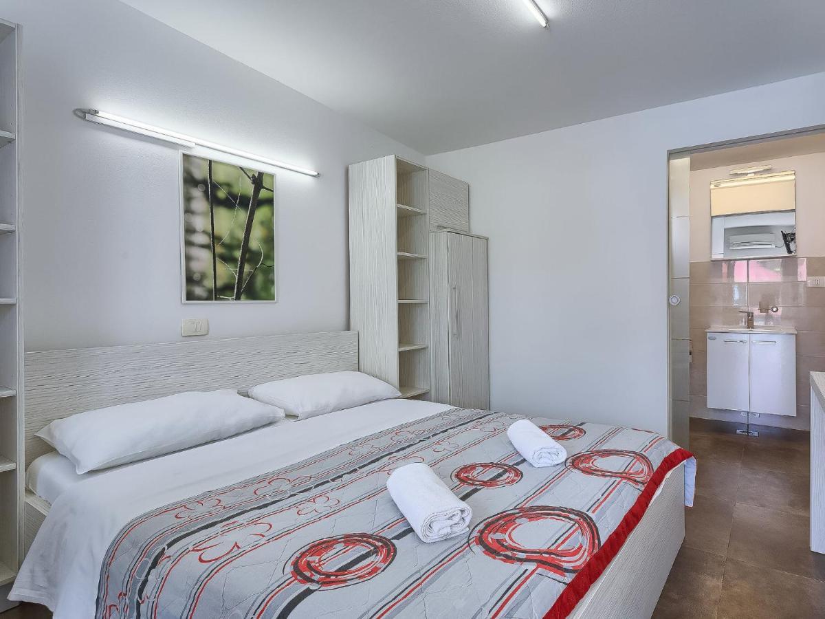 Apartment Nika-10 By Interhome Umag Luaran gambar