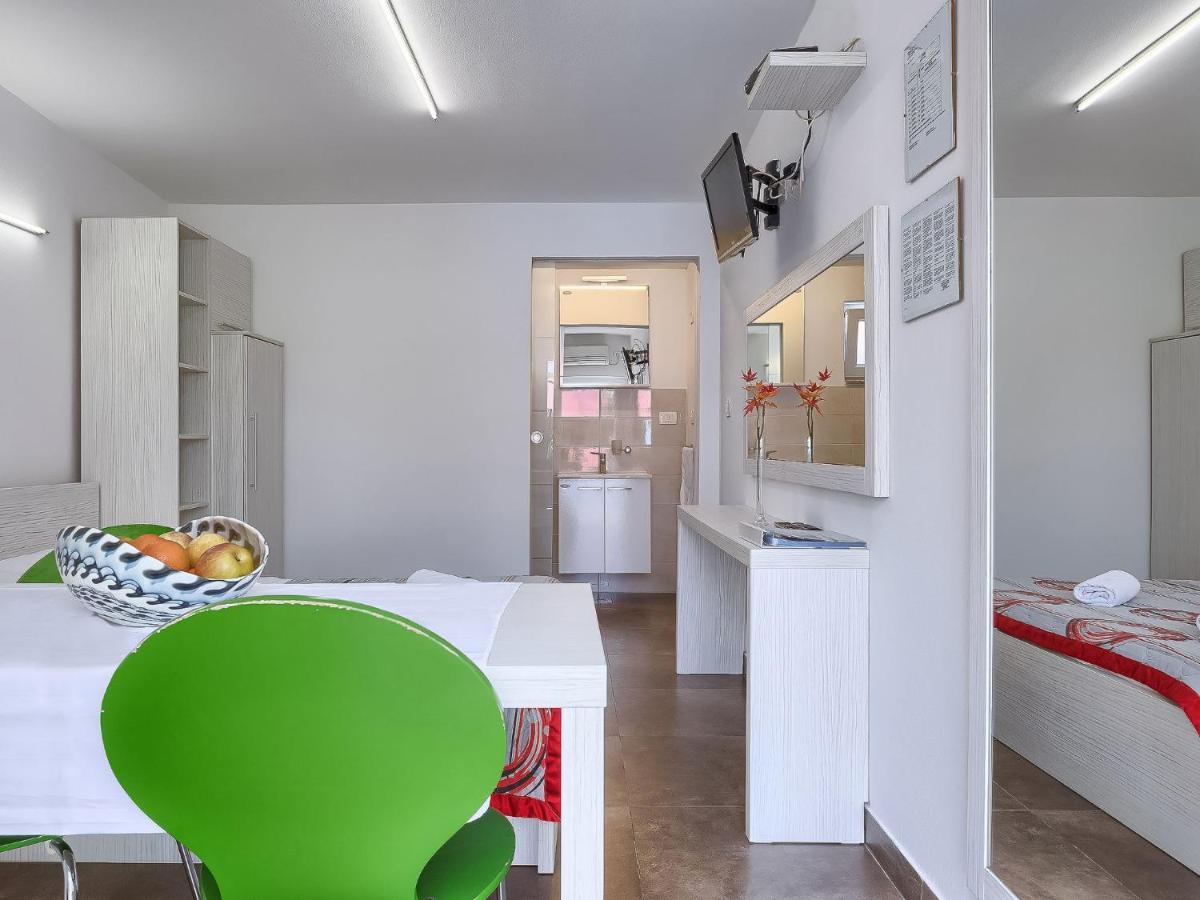 Apartment Nika-10 By Interhome Umag Luaran gambar